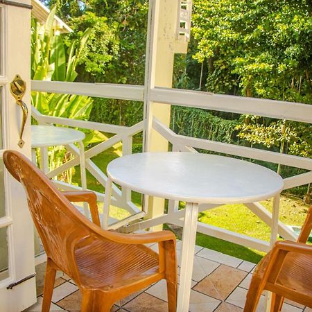 E 20 Mystic Ridge Ocho Rios Apartamento Exterior foto