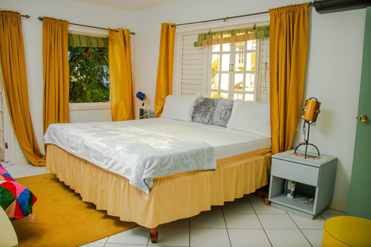 E 20 Mystic Ridge Ocho Rios Apartamento Exterior foto