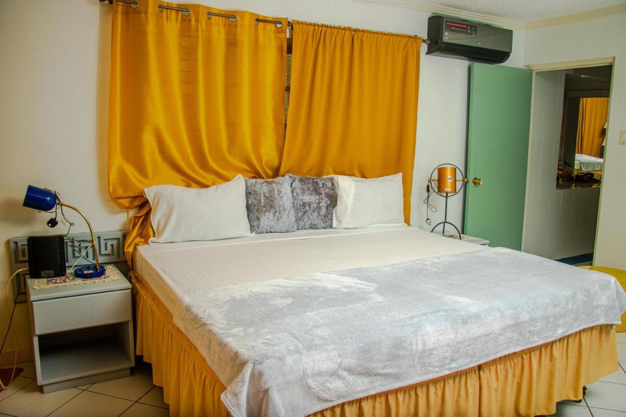 E 20 Mystic Ridge Ocho Rios Apartamento Exterior foto