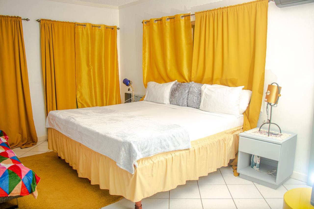 E 20 Mystic Ridge Ocho Rios Apartamento Exterior foto