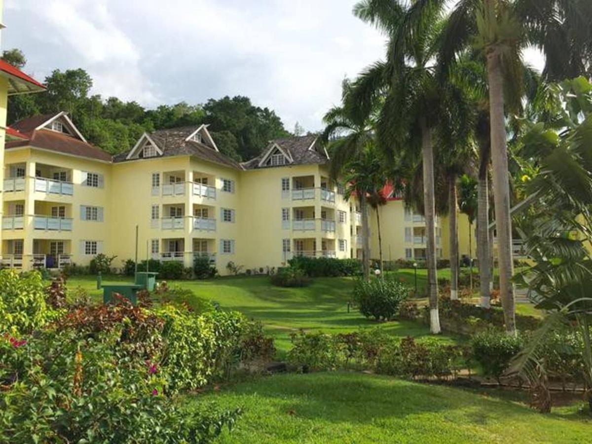 E 20 Mystic Ridge Ocho Rios Apartamento Exterior foto